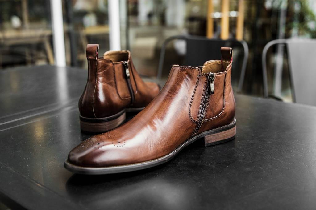 Guide complet pour choisir des chaussures réhaussantes homme